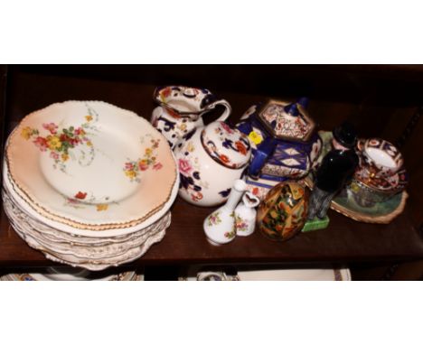 A Paragon "Belinda" pattern part teaset for six, nineteen pieces approx, a Mason's "Mandalay" pattern ginger jar and matching