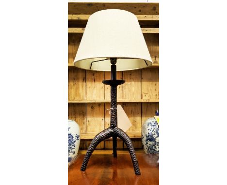 TABLE LAMP, 67cm tall overall including shade, hammered metal tripod support. 