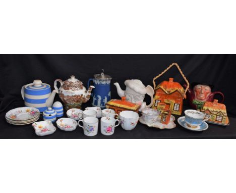Ceramics - Royal Crown Derby Posies pattern coffee cans and saucers, teacups; T G Green Cornish ware teapot; Cottage Ware; et