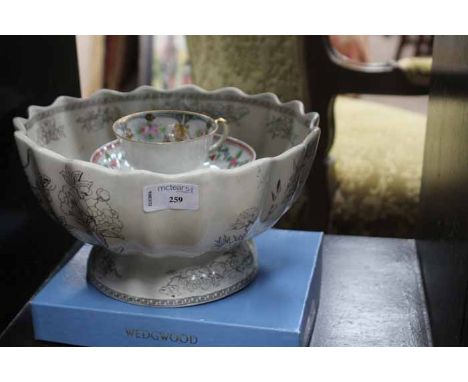 LOT OF MIXED CERAMICS 
including Noritake, Carltonware, Copeland comport etc 