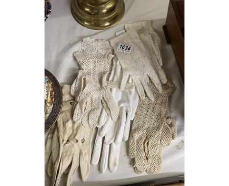 5 pairs of vintage ladies gloves