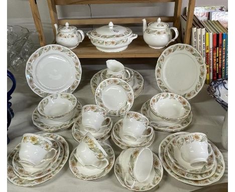 A Duchess Greensleeves dinner &amp; tea service (approximately 45 pieces)