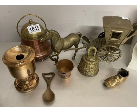 A brass hansom cab, a copper &amp; brass tea caddy etc.