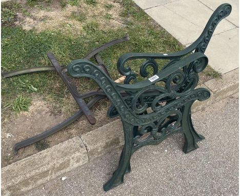 2 x metal bench side frames 