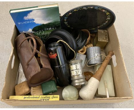 A box of mixed vintage items to include wooden stands, leather cased lawn bowls &amp; onyx trinket box. Lot also incudes case