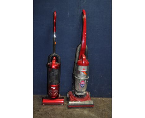 A BISSELL POWER GROOM COMPACT UPRIGHT VACUUM CLEANER and a Power Clean vacuum cleaner (both PAT pass and working) (2)