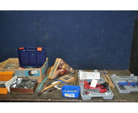 A TRAY CONTAINING POWER AND HANDTOOLS including a Black and Decker KD562 drill, a Power Devil jigsaw, a Hilka cordless screwd