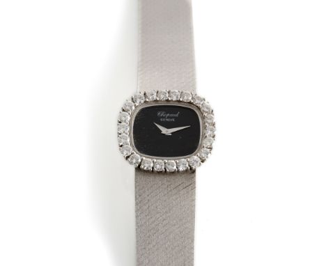 Chopard DamenuhrSchweiz um 1960/70L 15,5 cm750/000 Weißgold mit Diamantlünette gefasst mit 22 Brillanten zus. ca. 1,50 ct G/V
