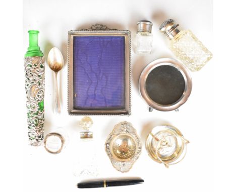 Hallmarked silver mounted items to include Edward VII photograph frame to suit 6 x 4 inch photo, further circular frame, dres