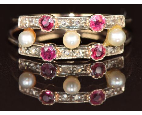 Victorian ring set with natural pearls, rose cut diamonds and rubies, 1.7g, size N