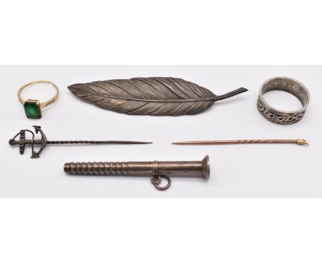 A 9ct gold ring (2.2g), silver Celtic ring, silver brooch in the form of a feather, silver stick pin in the form of an anchor