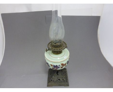 Victorian Oil Lamp with Cast Iron Base and Green Painted Well