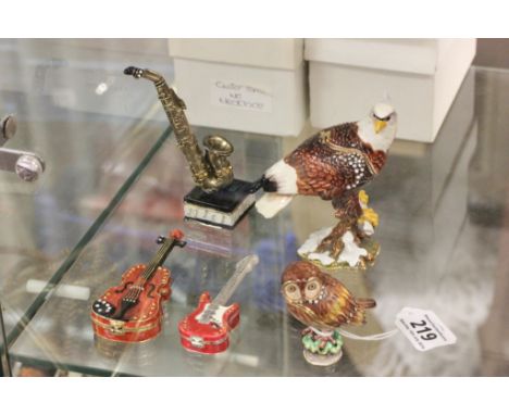 Two Heritage Collectable enamel models; Tawny Owl and Snow Eagle