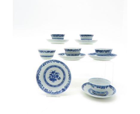 China, 6 sets of cups and saucers, blue and white decor, 10 cm. in diameter, chip.