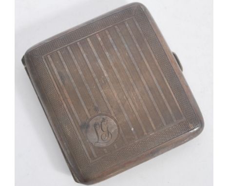 An early 20th century silver hallmarked cigarette case of square form with engine turned decoration. Hallmarked for Birmingha