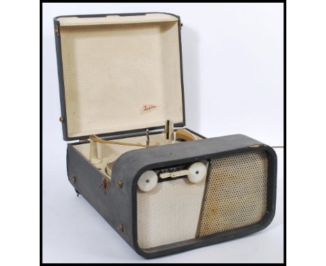 A vintage 20th Century four speed Philco portable record player, hinged lid with carry handle to the side with a single fitte