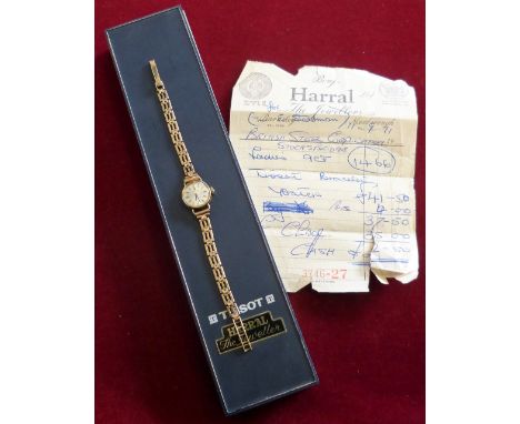 Tissot, a ladies 9ct gold manual wind wristwatch, gross weight 13gm, case