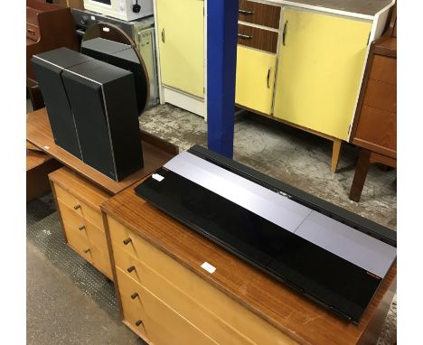 VINTAGE BANG &amp; OLUFSEN TURNTABLE WITH TWIN SPEAKERS   