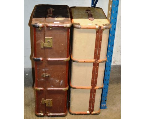 2 VINTAGE TRAVEL TRUNKS   