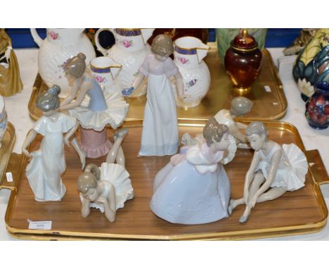 TRAY WITH VARIOUS NAO FIGURINE ORNAMENTS   