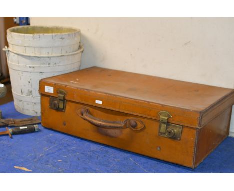 2 WOODEN PALES &amp; VINTAGE LEATHER CASE   