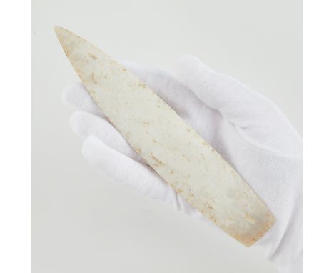 Possibly Agate Basin lanceolate or Benton blade. Benton blades were first found by Madeline Kneberg in 1956 at the Eva site i