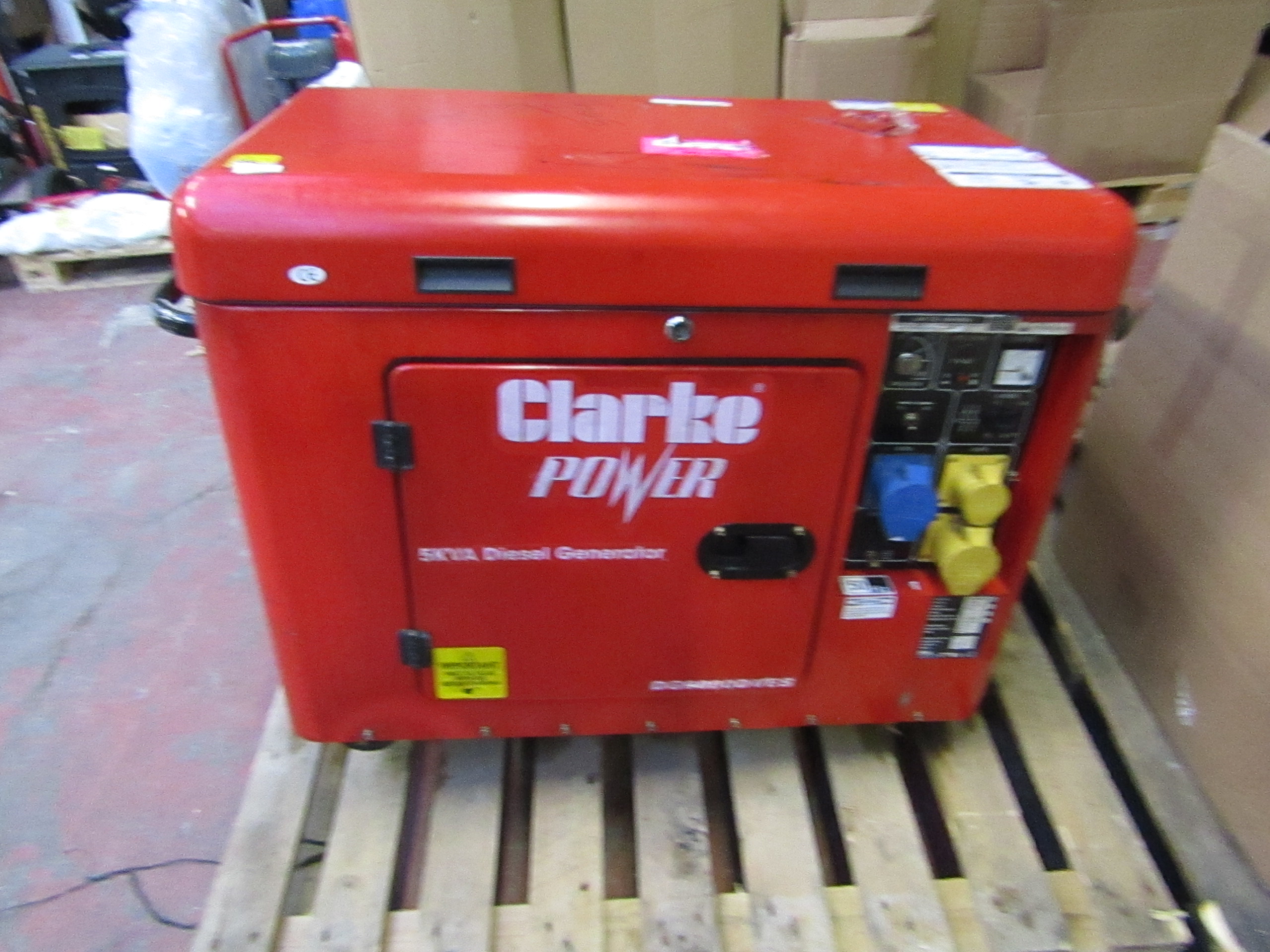 Clarke Generator DG6000DVES D RRP £530.40 7145 This lot is a Machine