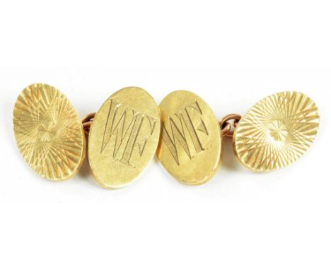 A PAIR OF 9CT GOLD CUFFLINKS, 12.1G