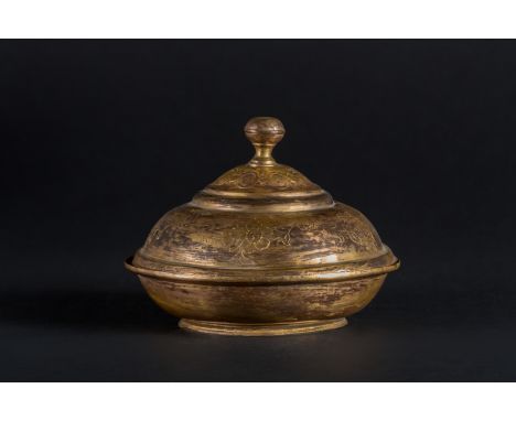  A gilt copper (Tombak) bowl with cover (Sahan) Turkey, late 18th - 19th centuryCm 18,00 x 14,50 22.00 % buyer's premium on t