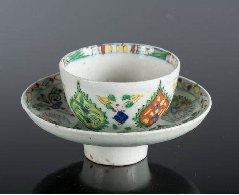  A Kutahya cup and saucer Turkey, Kutahya, 18th century Cm 10,50 x 6,00 22.00 % buyer's premium on the hammer priceVAT margin