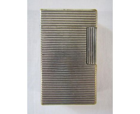 St Dupont ribbed lighter 1177AV with rose gold coloured inner