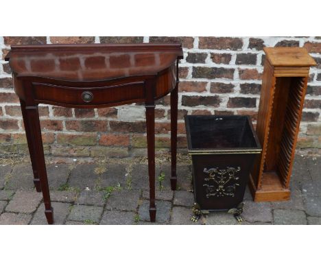 Georgian reproduction serpentine front side table, decorative bin / jardiniere and CD rack&nbsp;