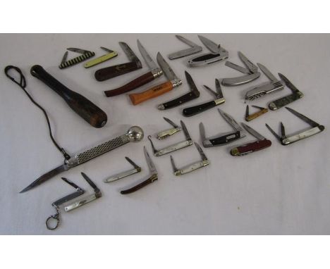 Fishing priest with faded drawing, fishing knock with knife that can be used as a scale and a collection of pen knives includ