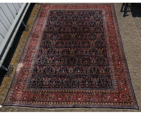 Farahan, Iran, um 1900, ca. 4.88 x 3.60 m, Bordüre mit Schadstelle