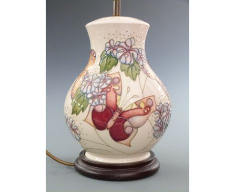 Moorcroft large&nbsp;table lamp decorated with butterflies, H40cm&nbsp;