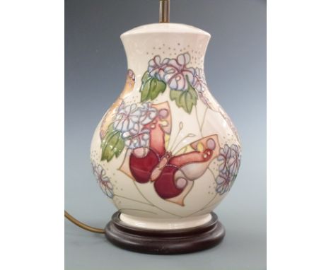 Moorcroft large&nbsp;table lamp decorated with butterflies, H40cm&nbsp;