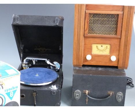 Columbia 'Viva Tonal Grafonola' vintage&nbsp;portable wind up&nbsp;record player, boxed Bell and Koon projector, a case of sh