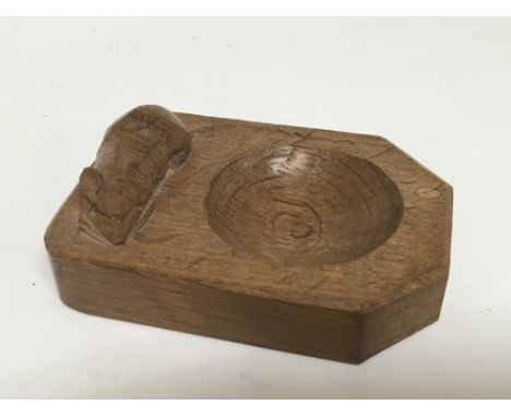 A carved oak MouseMan of Kilburn Robert Thompson small dish with mouse.