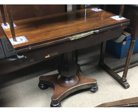 A 19thC mahogany pedestal card table, 92 x 45 x 74cm - NO RESERVE