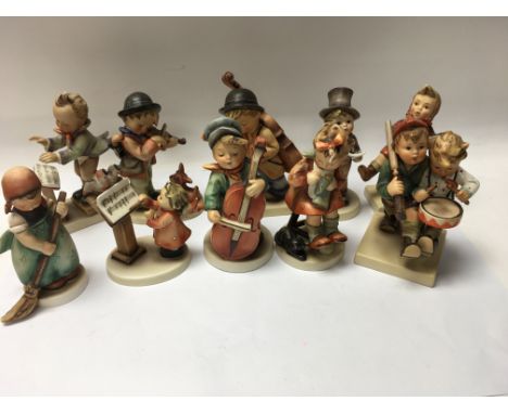 A collection of 10 Goebel/ Hummel figures