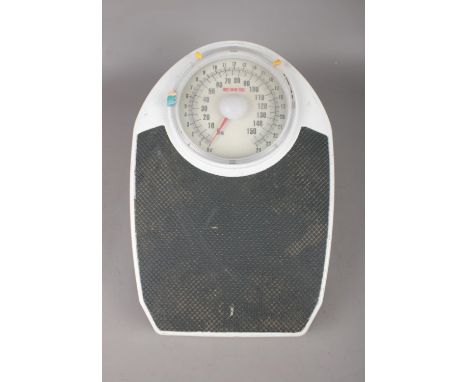 A set of bathroom EKS weighing scales. Length 43cm, width 30cm.  Please note that there are a few scratches  on the metal.