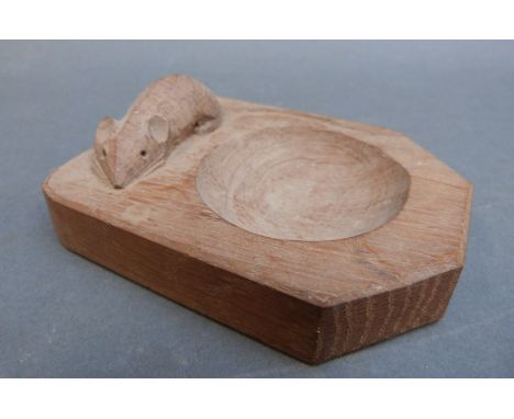 Robert Mouseman Thompson figural trinket tray, length 10cm