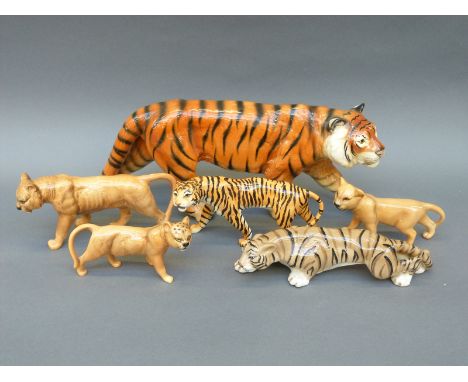 Beswick lion and tiger figures, large Goebel tiger, Szeiler stalking tiger