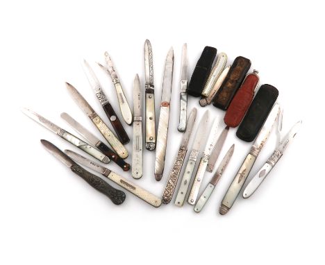 λA mixed lot of folding silver fruit knives and forks, various dates and makers, mother-of-pearl and tortoiseshell handles, c