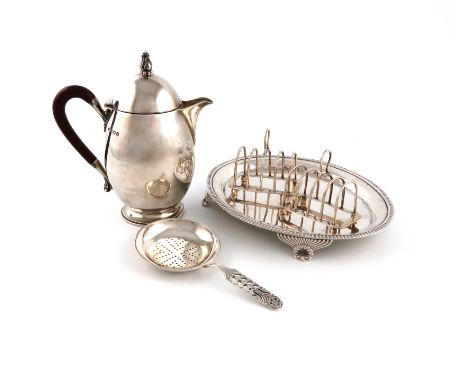 A mixed lot of silver items, comprising: a hot water pot, by Fenton, Russell &amp; Co Ltd., Birmingham 1935, ovoid form, dome