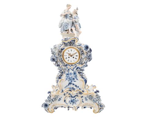 MEISSEN "Porzellan-Uhr mit separatem Sockel" 1860-1924 Wohl nach einem Entwurf von Ernst August Leuteritz, Porzellan, untergl