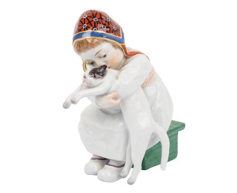 MEISSEN "Hentschelkind mit Katze" 1924-1934 Entwurf Konrad Hentschel 1905, blaue Knaufschwerter, geritzte Modellnr. W121, wei