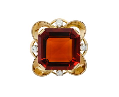 Brosche/Anhänger mit Madeira Citrin ca. 31 ct in lebendiger tieforangener Farbe,Treppenschliff, ca. 2x2 cm, schöne Brillanz, 