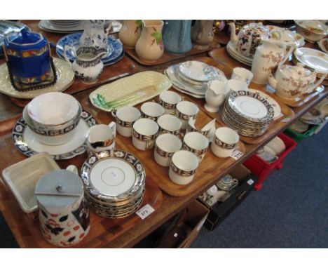 Four trays of assorted china to include Sutherland china imari design coffee set to include coffee cups and saucers, sugar bo