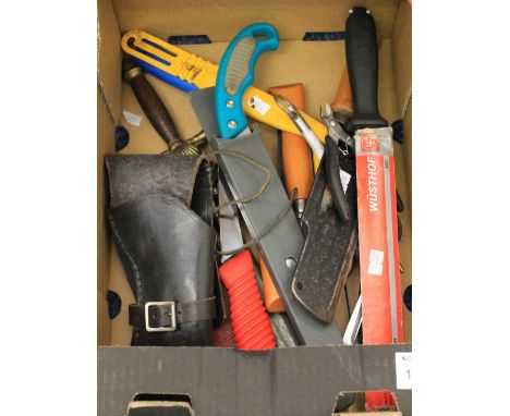 Collection of assorted work knives, pruning saws, brass letter knife, pliers, small chopper, reproduction flintlock dagger pi